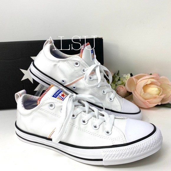 white canvas converse
